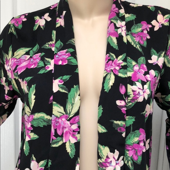 FLORAL BLACK CARDIGAN - Picture 5 of 7